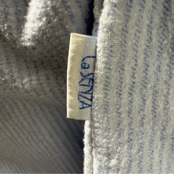 Women’s size M reversible hooded Flannel LaSenza Housecoat - Picture 3 of 9